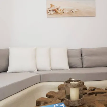 Romantic Mykonian Oasis With Jacuzzi & Sea View *