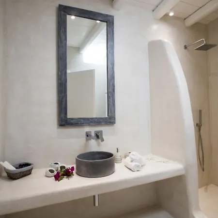 Romantic Mykonian Oasis With Jacuzzi & Sea View